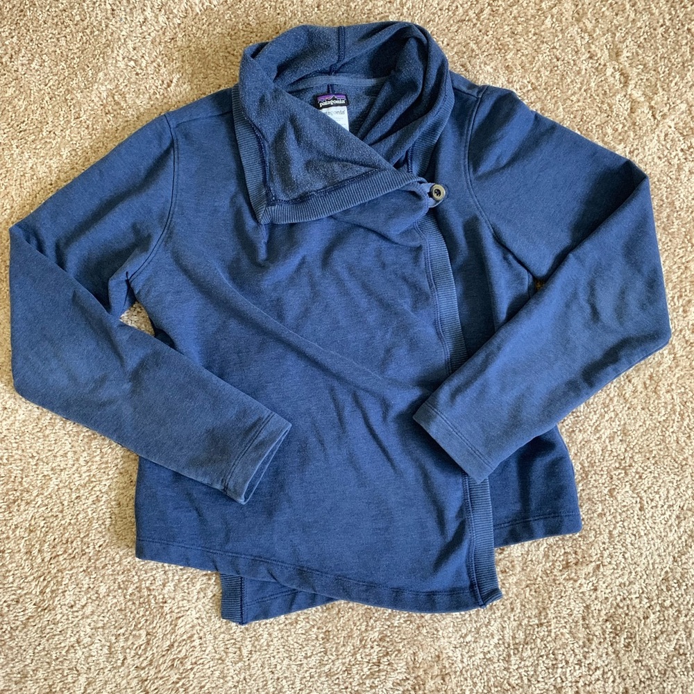 Patagonia wrap sweater